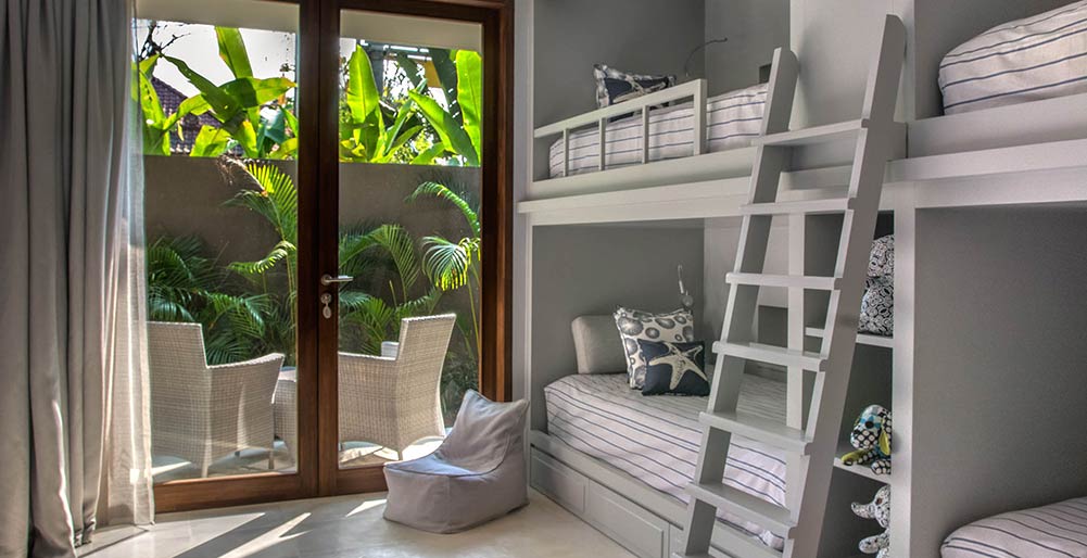 Seseh Beach Villas bedroom